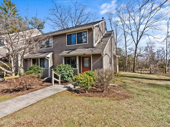 32 Pequot Drive #32, Rocky Hill, CT 06067