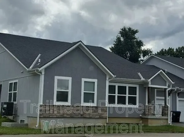 605C S Hillcrest St, Pleasant Hill, MO 64080