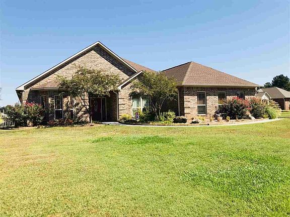 2nd image of 697 Beaver Lake Dr