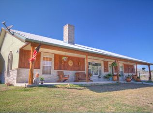 390 Lower Turtle Creek Rd, Kerrville, TX 78028