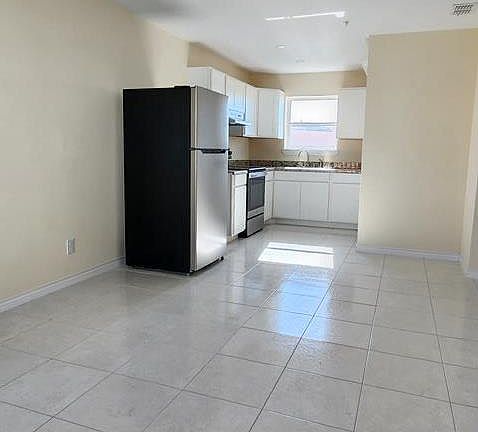 3rd image of 118 Grass Valley Rd #112