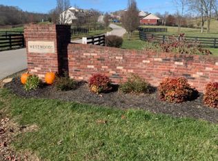 182 Westwoods Dr, Georgetown, KY