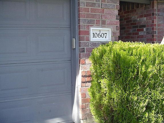 2nd image of 10607 Eagle Ct