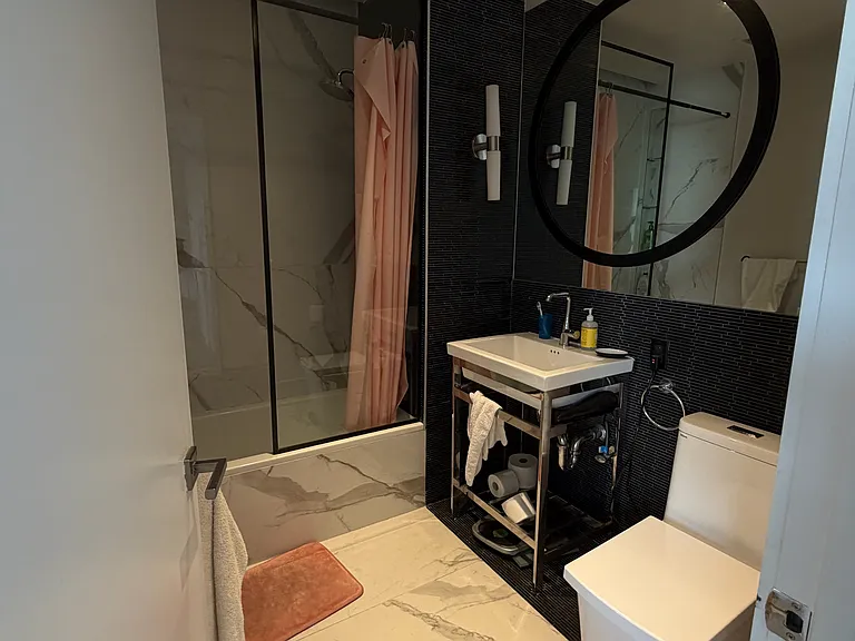 229 Roebling St #4A — Photo 11
