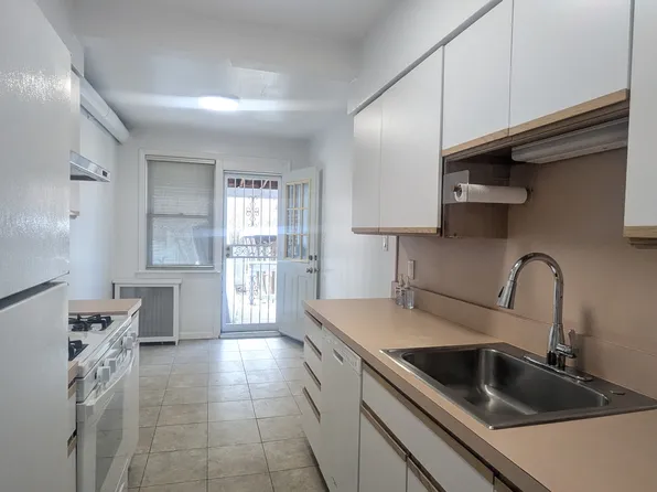 21518 46th Ave #1, Bayside, NY 11361