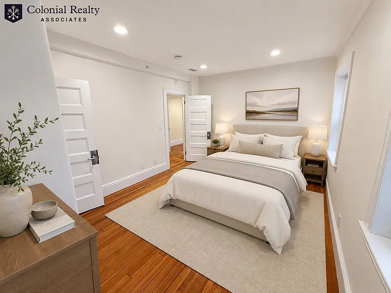 1616 Beacon St #4 — Photo 24