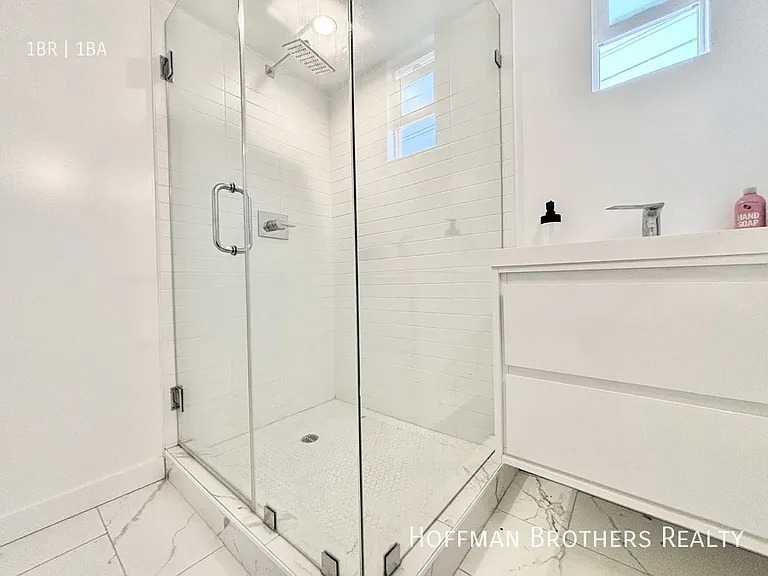 1568 Yosemite Dr #6 — Photo 13