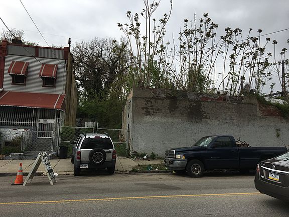 4th image of 1015 W Glenwood Ave