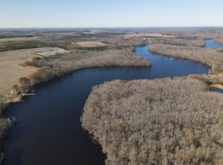 1307 Sans Souci Rd, Windsor, NC 27983