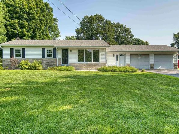 10776 E 125 S, Oakland City, IN 47660
