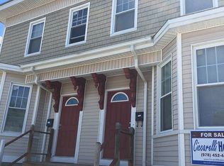 17-19 Read St, Lowell, MA 01850