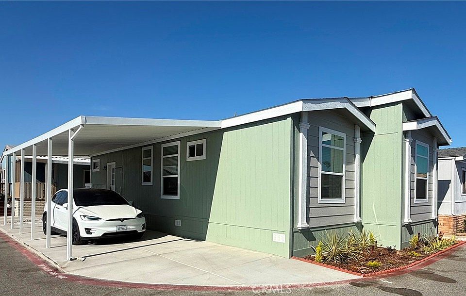 1st image of 6301 Warner Ave Space 93