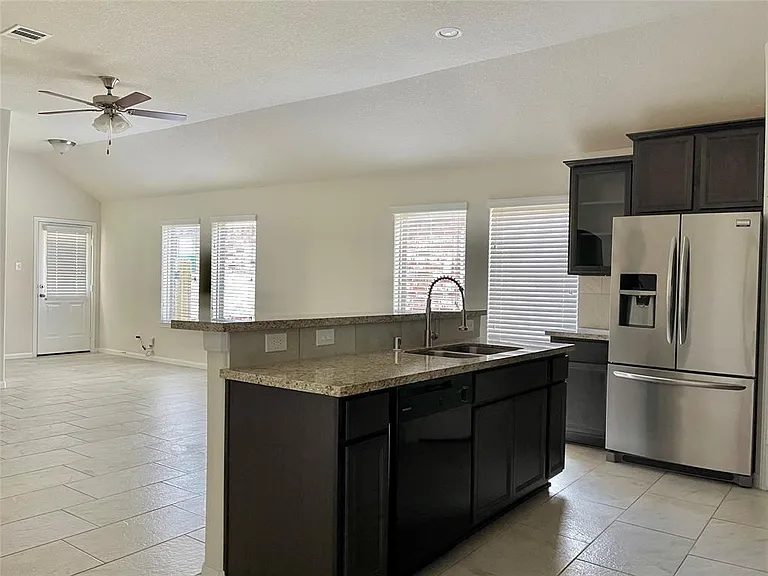 21335 Cypress Live Oak Dr — Photo 7