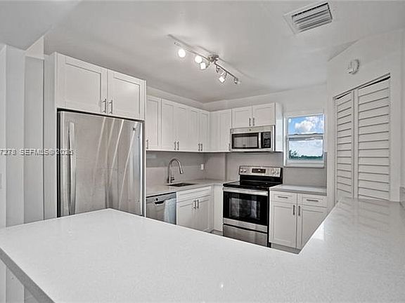 2nd image of 9273 Collins Ave #Cu-309