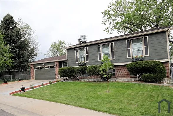 4569 Fontana Way — Photo 3
