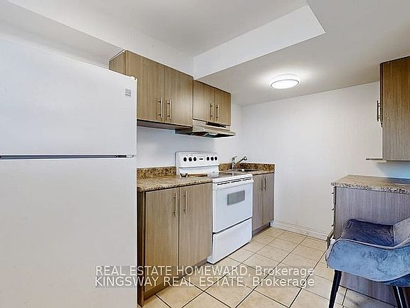 4th image of 117 Primeau Dr #W/o