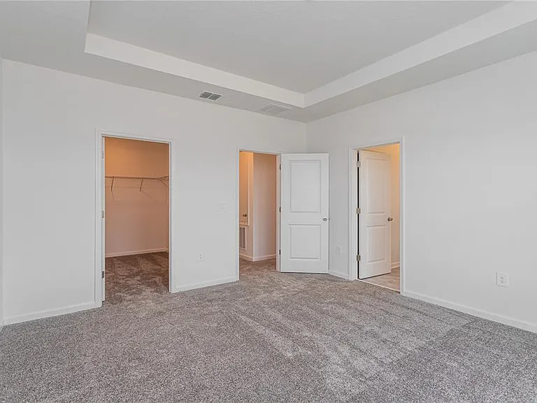 3227 Laurent Loop — Photo 11