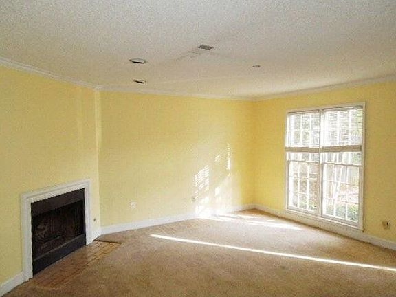 3rd image of 2641 Arbor Glen Pl
