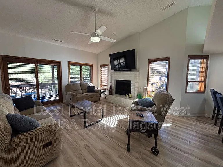 2340 N Plateau Dr — Photo 7