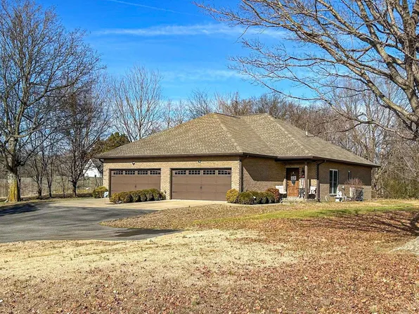 20 & 22 Hamilton Dr, Benton, KY 42025