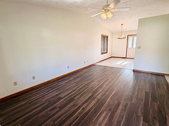 2nd image of 249 Country Club Rd APT 6