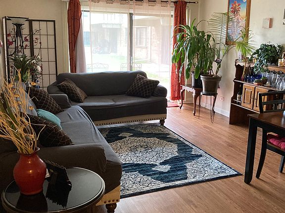 2nd image of 2000 Bayside Dr Unit 106