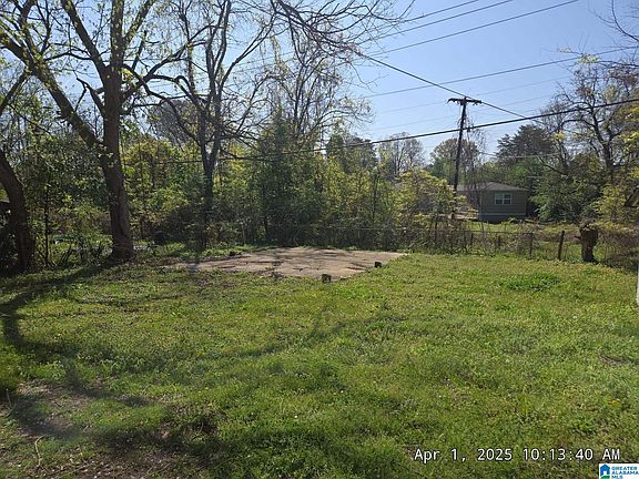 4th image of 324 Woodward Rd