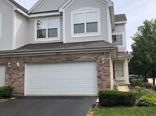 281 Bay Dr, Itasca, IL 60143