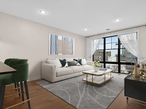 386 5th Street image 1 of 14