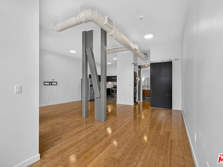 1912 Broadway #103 — Photo 8