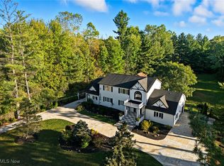 9447 Lindberg Dr, North Royalton, OH 44133