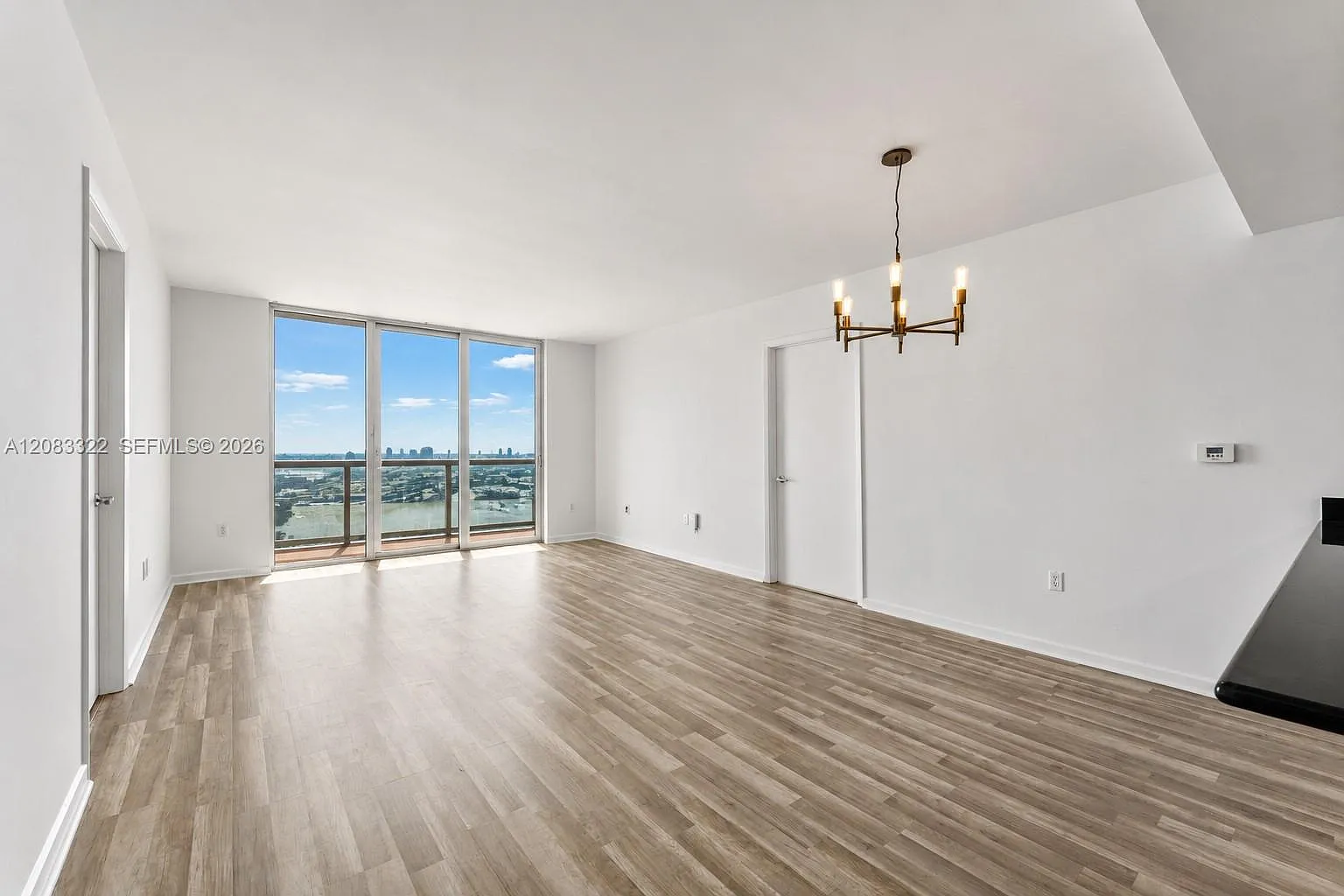 50 Biscayne Condo — Photo 4