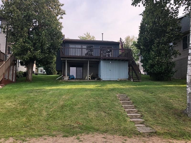 1st image of 790 Hillcrest Dr