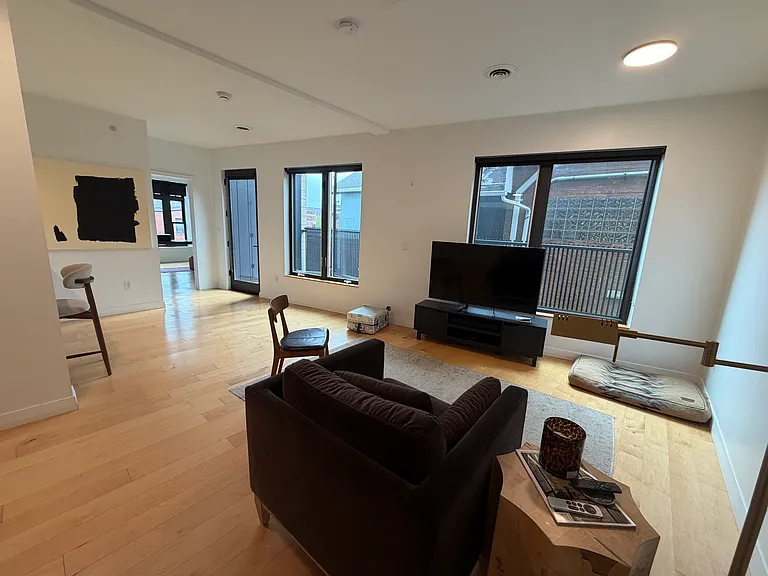 15 Allen St #201 — Photo 6