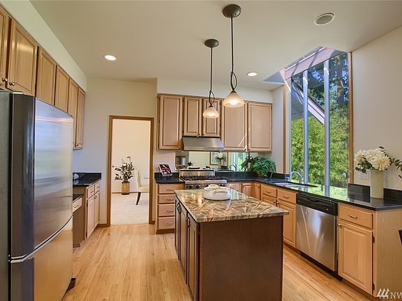 4th image of 12514 SE 78th Ct
