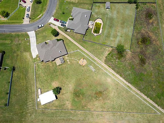 3rd image of 13308 Copper Canyon Dr