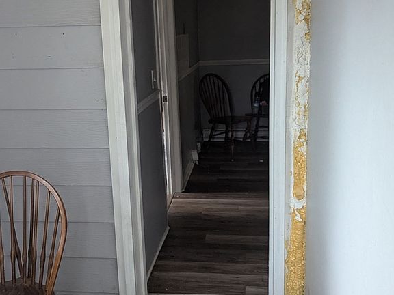 3rd image of 81 Arey St