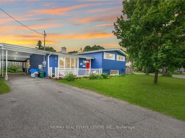 1403 Sault St #Basement, Ottawa, ON K1E 1G8