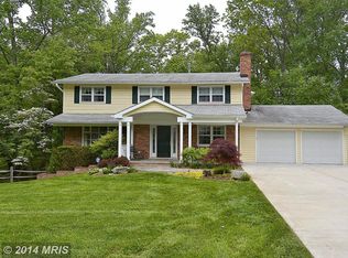 13700 Fairridge Dr, Silver Spring, MD 20904