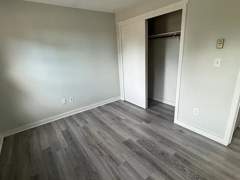 239 Old Farms Rd #5C — Photo 13