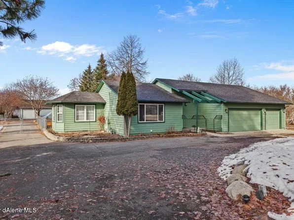 7391 N 4th St, Dalton Gardens, ID 83815