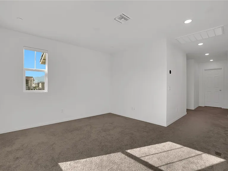 3994 E Catalina St — Photo 11