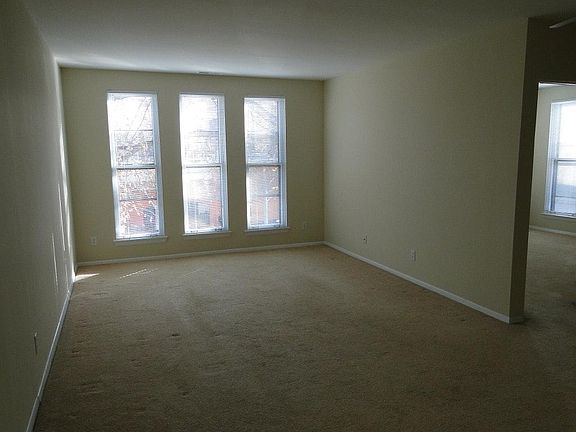2nd image of 412 N Alfred St APT 4