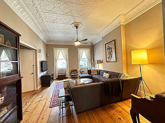 5th image of 82 Carroll St APT 1
