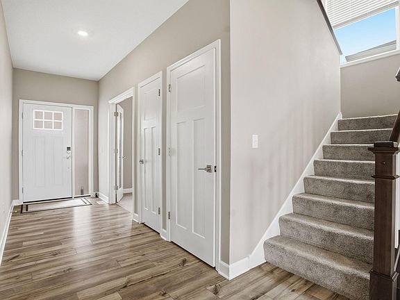 5th image of 6016 Inskip Ave S