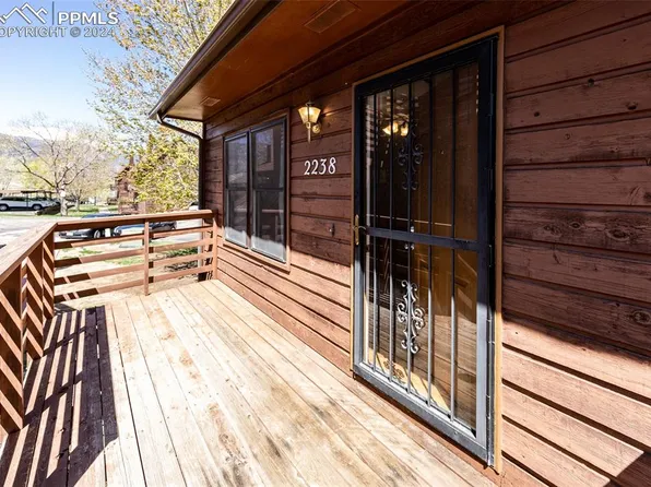 2238 Stepping Stones Way, Colorado Springs, CO 80904