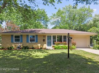 924 Bradford Ln, Schaumburg, IL