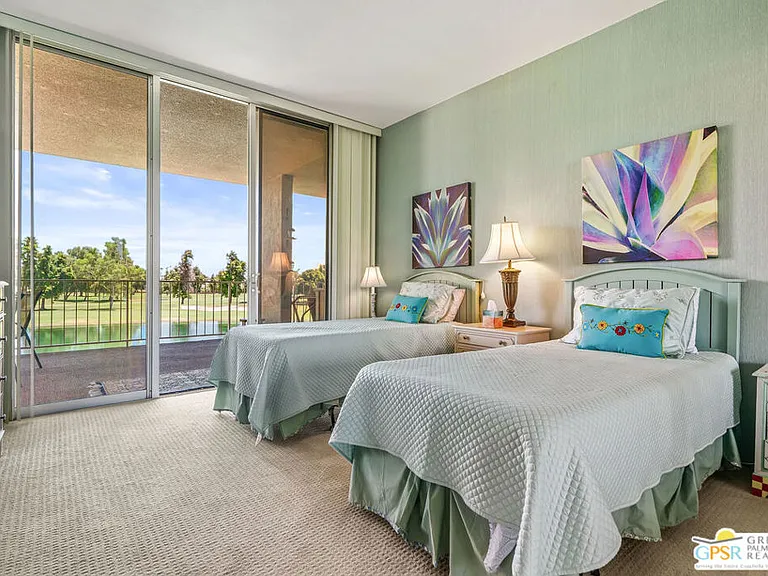 900 Island Dr #313 — Photo 32