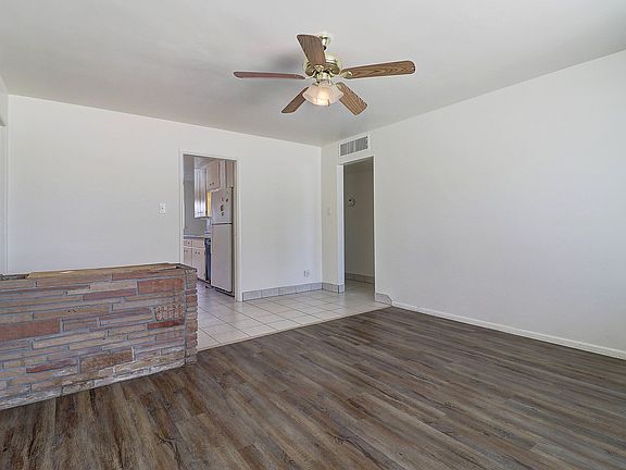 5th image of 6223 N 20th Dr