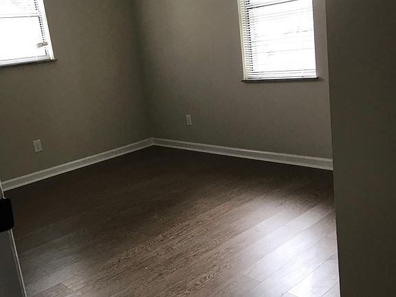 3rd image of 7613 Alki Ln #A